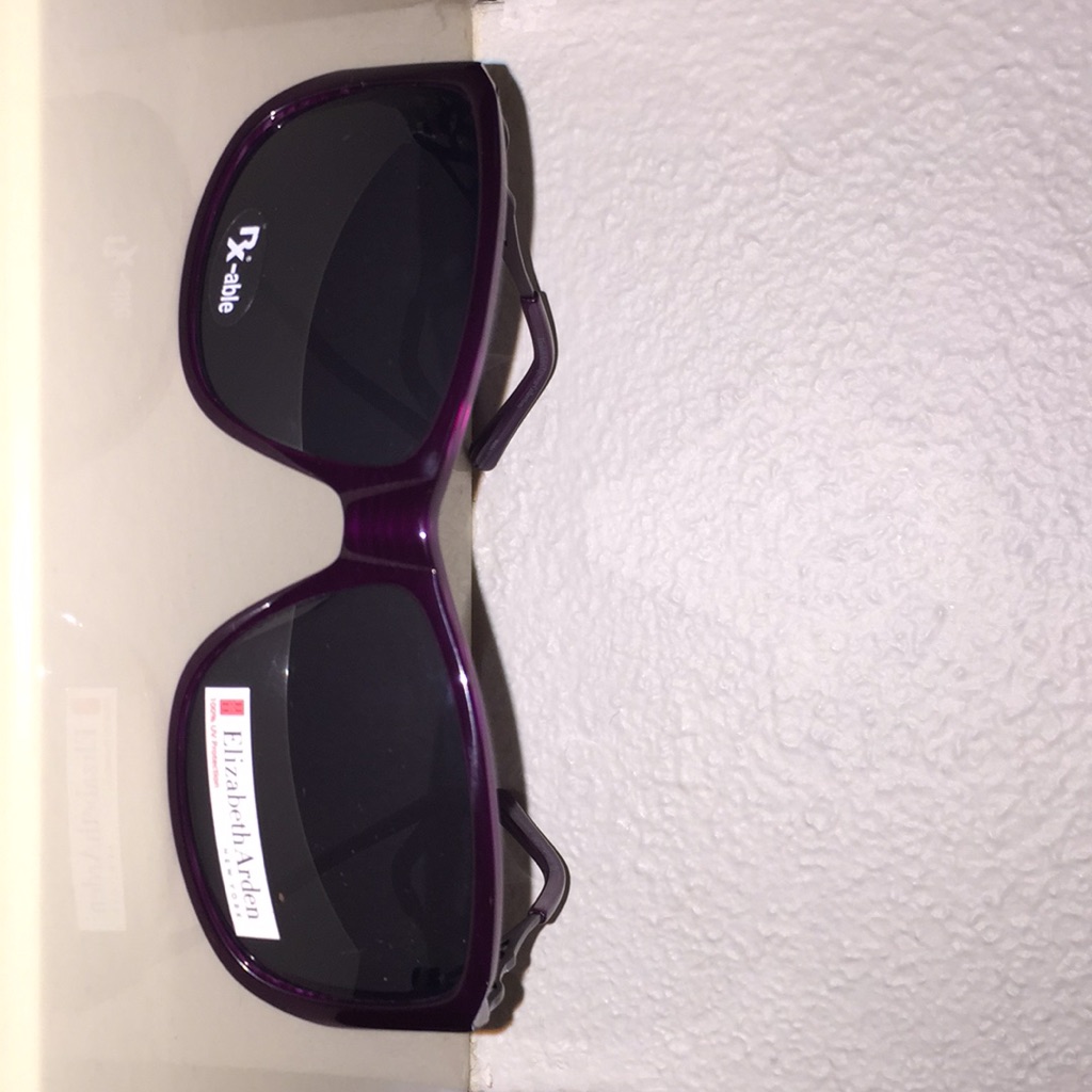 Elizabeth Arden Sunglasses 5192